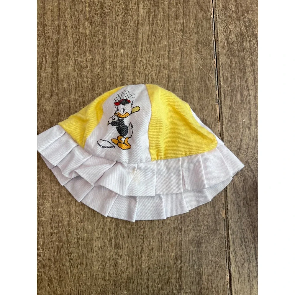 Vintage Disneyland World Infant Baby Summer Sun Hat Yellow And White Donald Duck
